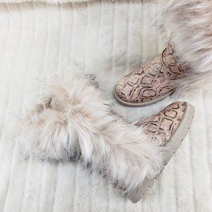 Chi Chi Faux Fur Thick Lined Furry Winter Boots